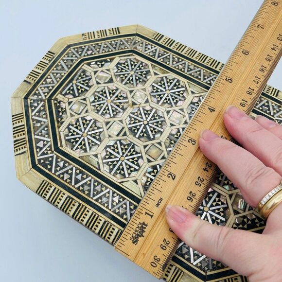 Vtg Large Mother of Pearl Hand Crafted Wooden Inlaid Jewelry Box Micro Mosaic - Picture 12 of 12